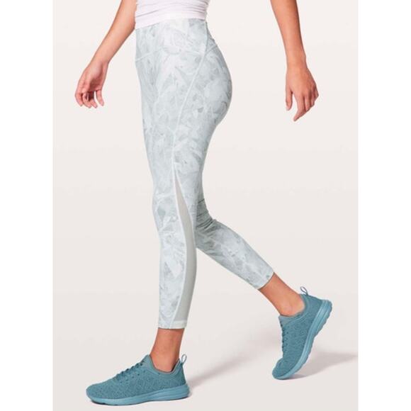 Lululemon Train Times 7/8 Pant 25" Jasmine White Size 4 - Picture 13 of 13